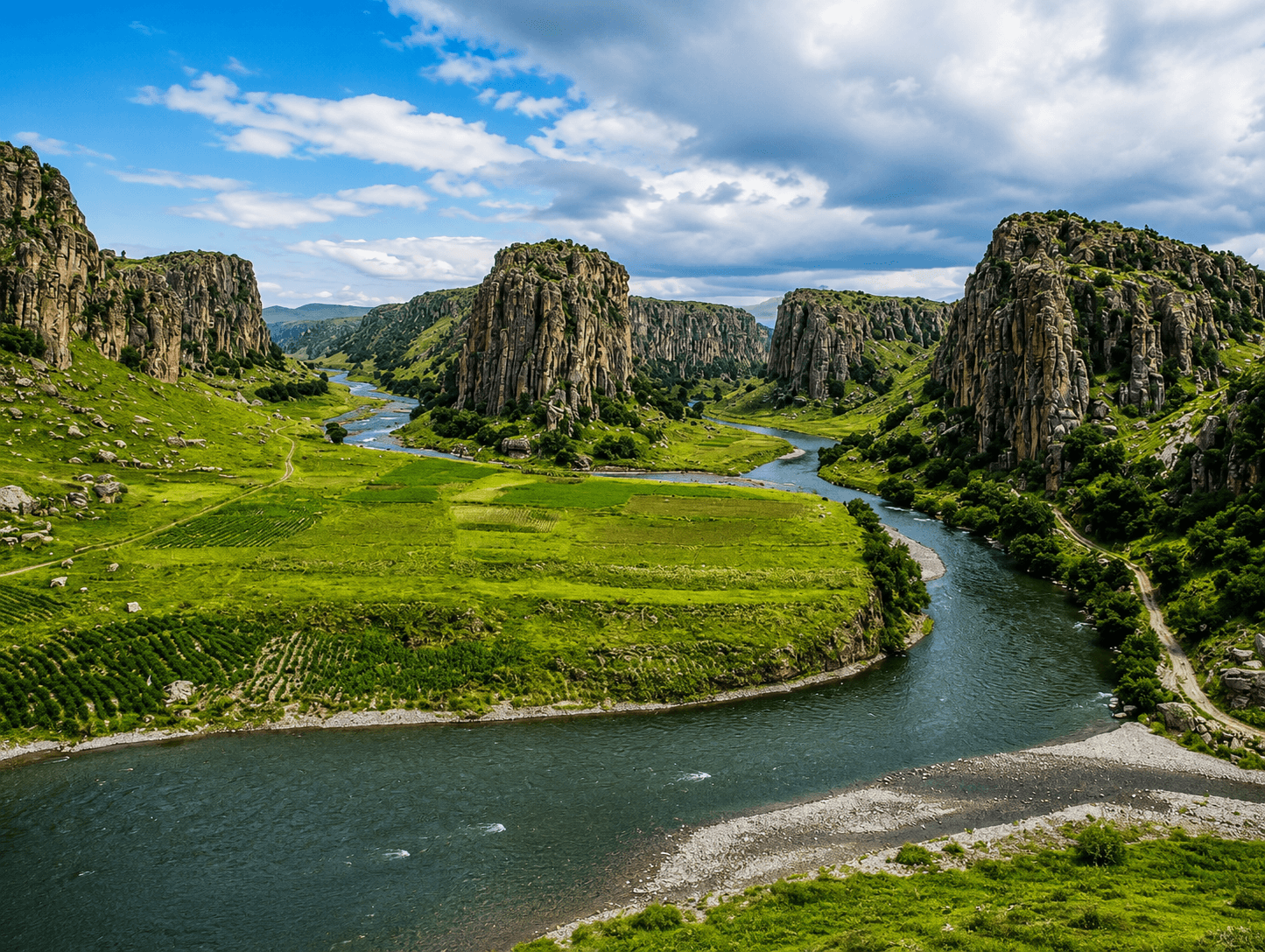 Tres Cañones de Suykutambo